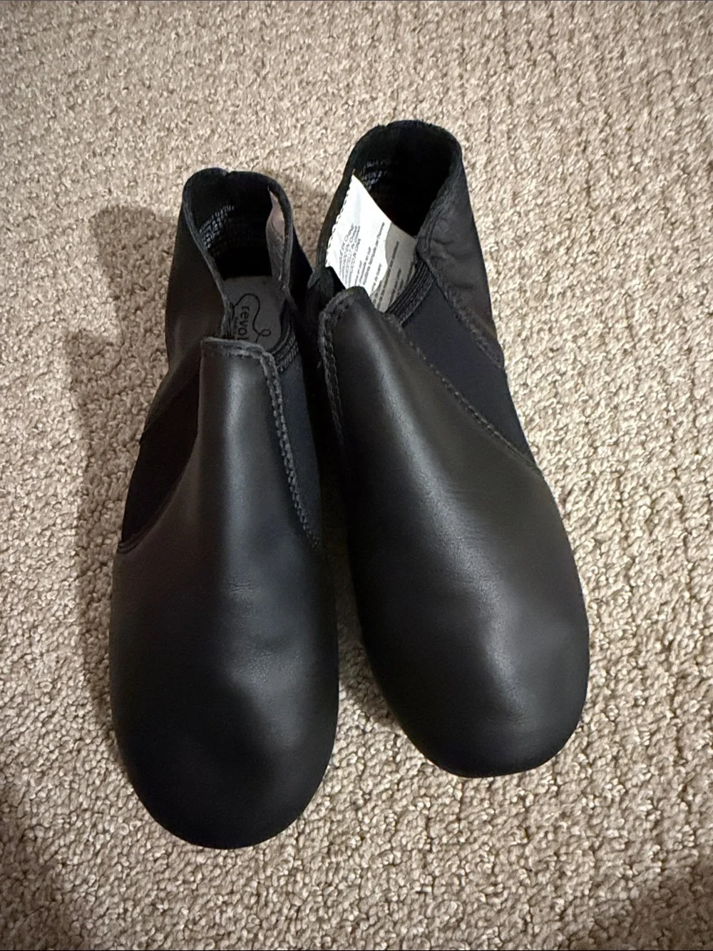 Revolution stretch jazz boot in black. Size 5.0A